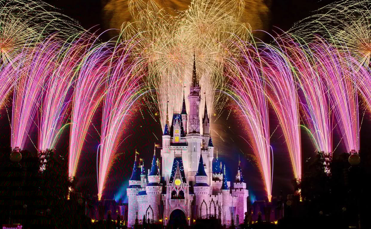 magic kingdom castle fireworks